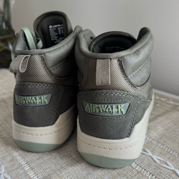 Airwalk Anchor Sneakers NWOT - Picture 7 of 8